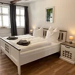 Zum Mathildenbrunnen Apartment